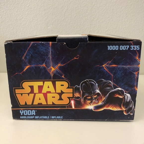 Disney Star Wars Yoda Airblown Inflatable Christmas Yard Decoration 3.5 ft. - Picture 3 of 3